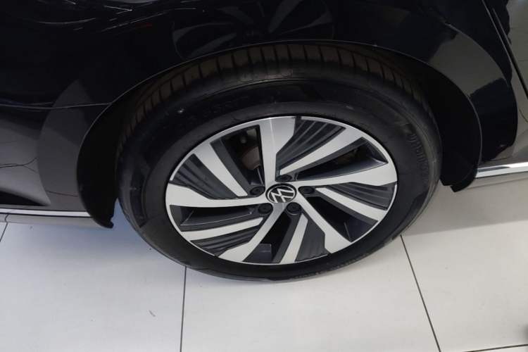 Used Volkswagen Magotan GTE Plug-in Hybrid 2022 GTE Luxury Model Exterior 5