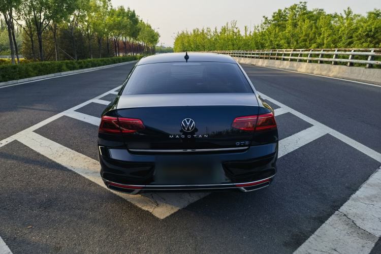 Used Volkswagen Magotan GTE Plug-in Hybrid 2022 GTE Luxury Model Exterior 5