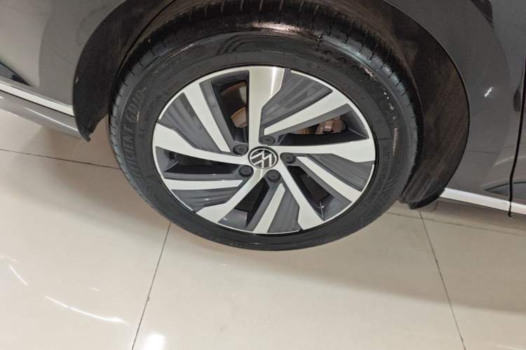 Used Volkswagen Magotan GTE Plug-in Hybrid 2022 GTE Luxury Model Exterior 5