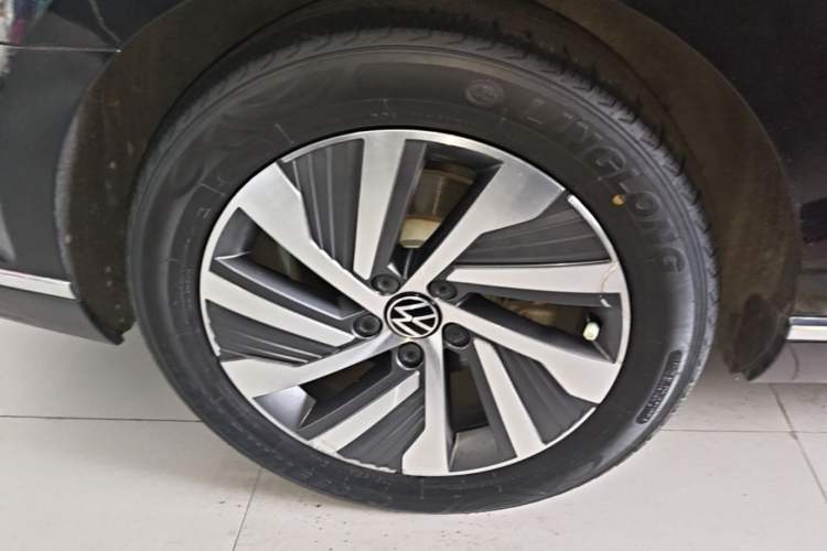 Used Volkswagen Magotan GTE Plug-in Hybrid 2022 GTE Luxury Model Exterior 5