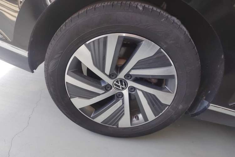 Used Volkswagen Magotan GTE Plug-in Hybrid 2022 GTE Luxury Model Exterior 5