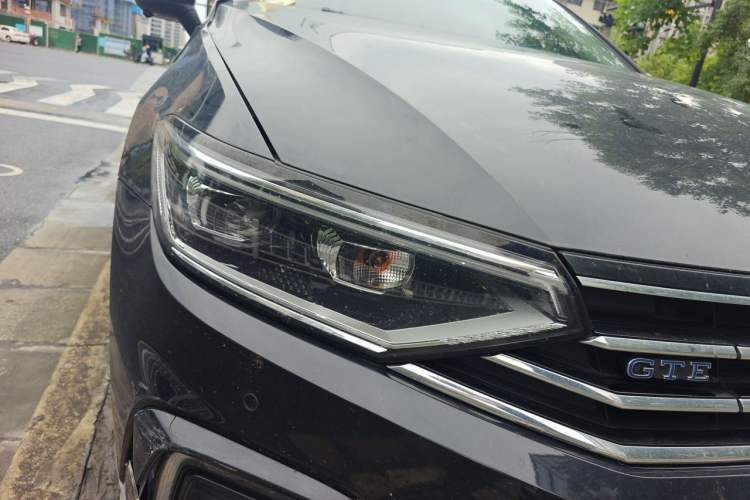 Used Volkswagen Magotan GTE Plug-in Hybrid 2022 GTE Luxury Model Exterior 6