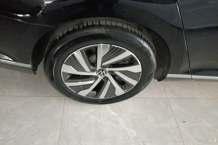 Used Volkswagen Magotan GTE Plug-in Hybrid 2022 GTE Luxury Model Exterior 8