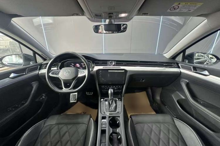 Used Volkswagen Magotan GTE Plug-in Hybrid 2022 GTE Luxury Model Exterior 9