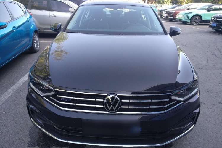 Used Volkswagen Magotan GTE Plug-in Hybrid 2022 GTE Luxury Model Front
