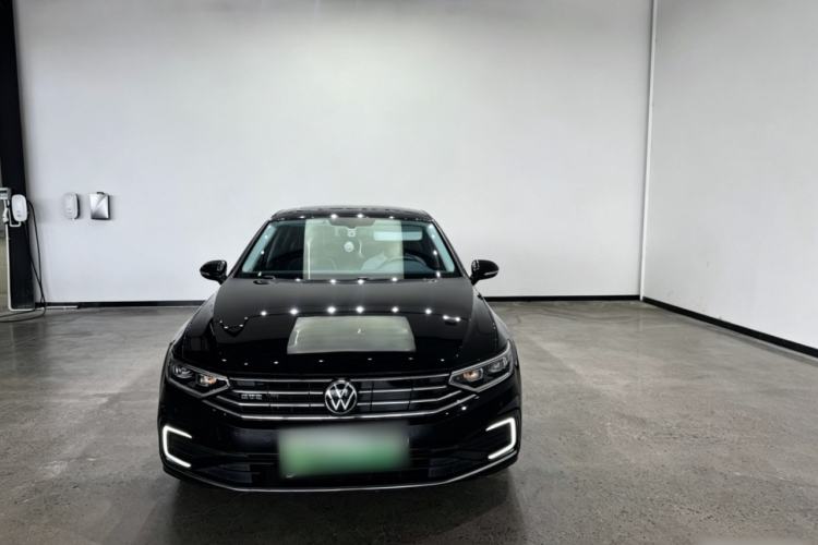 Used Volkswagen Magotan GTE Plug-in Hybrid 2022 GTE Luxury Model Front