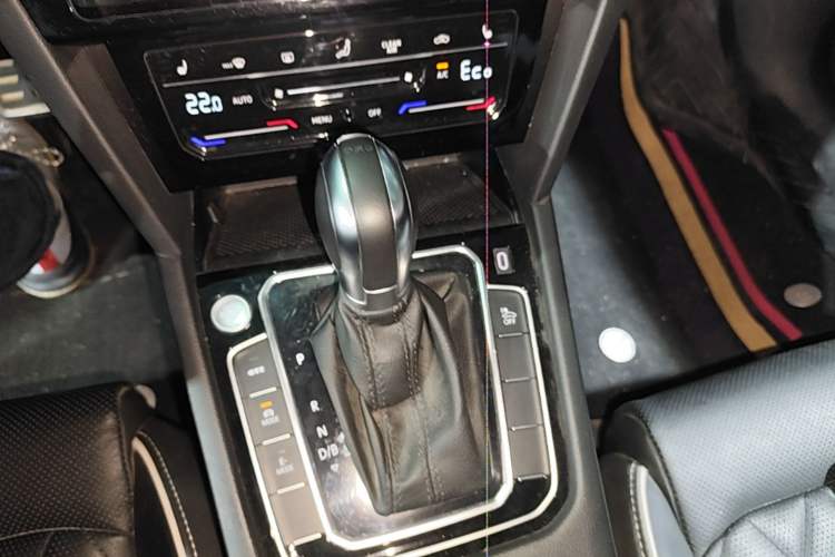 Used Volkswagen Magotan GTE Plug-in Hybrid 2022 GTE Luxury Model Gear Lever
