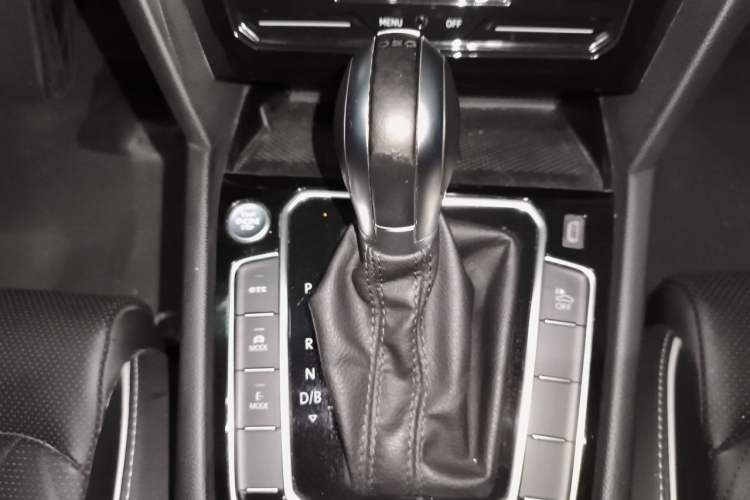 Used Volkswagen Magotan GTE Plug-in Hybrid 2022 GTE Luxury Model Gear Lever