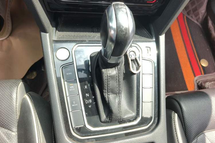 Used Volkswagen Magotan GTE Plug-in Hybrid 2022 GTE Luxury Model Gear Lever