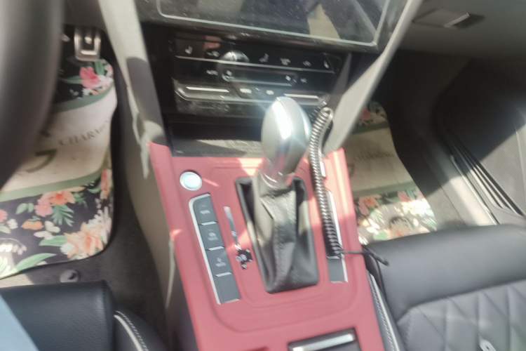 Used Volkswagen Magotan GTE Plug-in Hybrid 2022 GTE Luxury Model Gear Lever