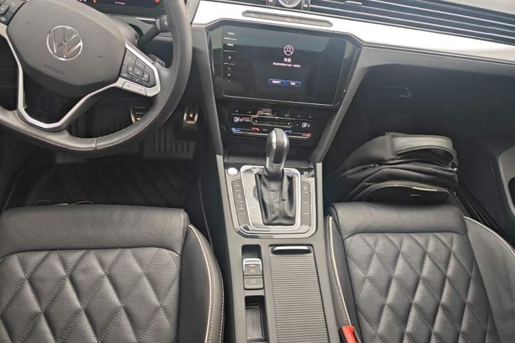 Used Volkswagen Magotan GTE Plug-in Hybrid 2022 GTE Luxury Model Gear Lever