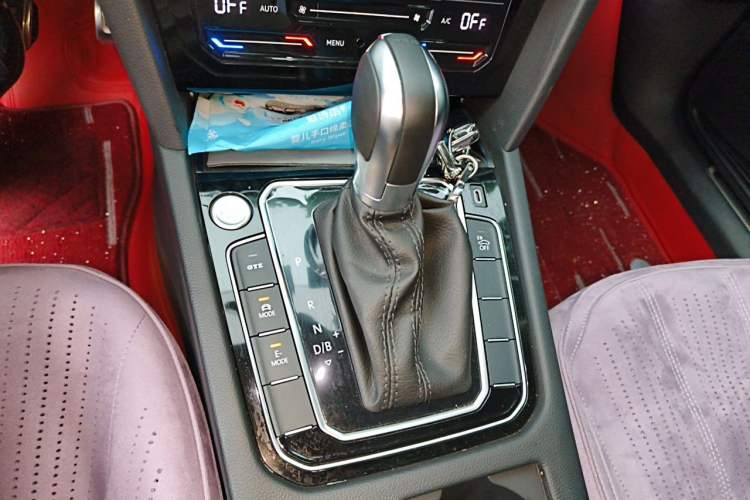 Used Volkswagen Magotan GTE Plug-in Hybrid 2022 GTE Luxury Model Gear Lever