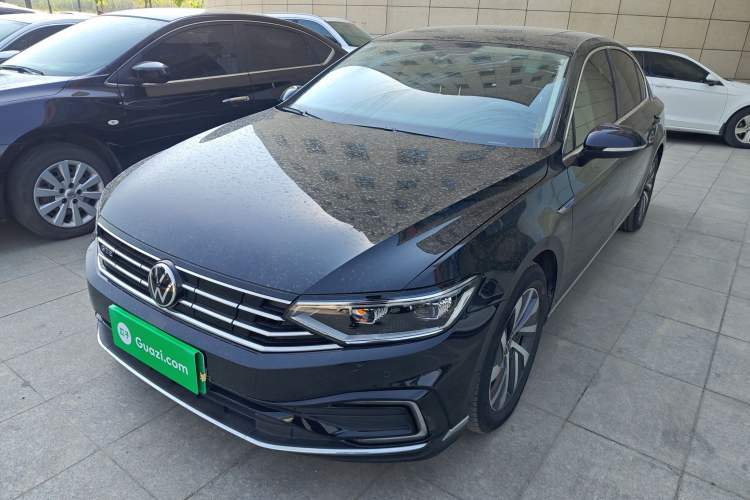 Used Volkswagen Magotan GTE Plug-in Hybrid 2022 GTE Luxury Model Guazi used car, China used car export, Used car for sale, Used cars, Cheapest cars for sale