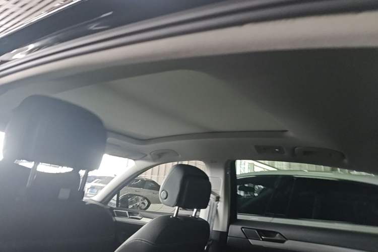 Used Volkswagen Magotan GTE Plug-in Hybrid 2022 GTE Prestige Model Headliner
