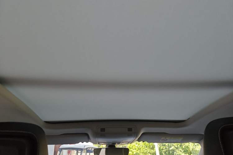 Used Volkswagen Magotan GTE Plug-in Hybrid 2022 GTE Luxury Model Headliner
