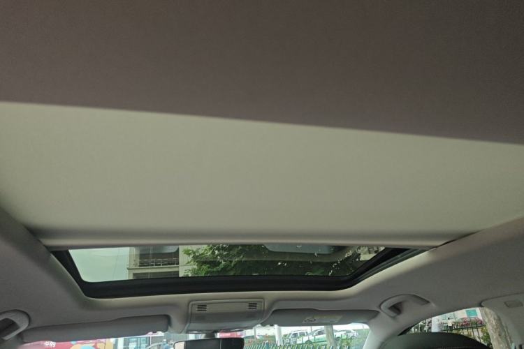 Used Volkswagen Magotan GTE Plug-in Hybrid 2022 GTE Luxury Model Headliner