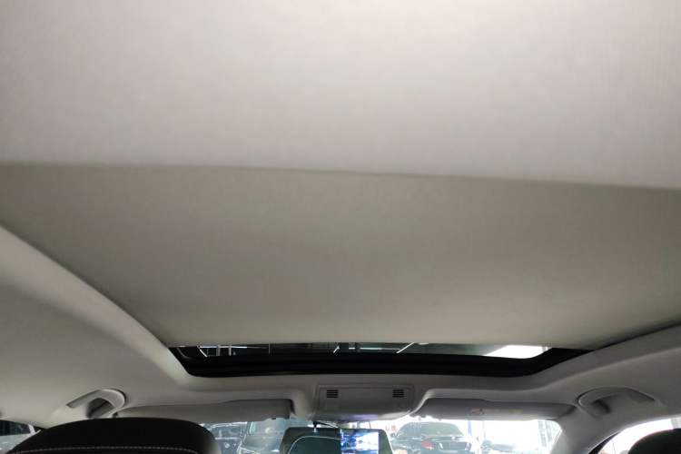Used Volkswagen Magotan GTE Plug-in Hybrid 2022 GTE Luxury Model Headliner