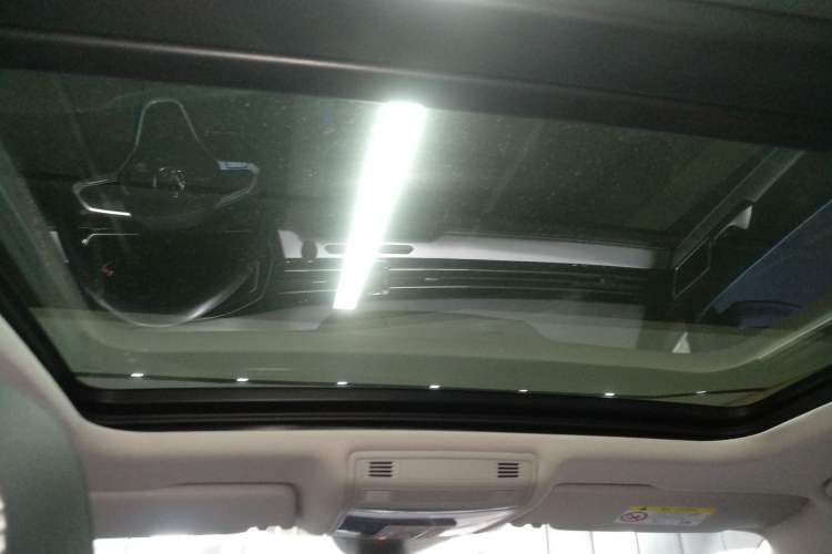 Used Volkswagen Magotan GTE Plug-in Hybrid 2022 GTE Prestige Model Headliner