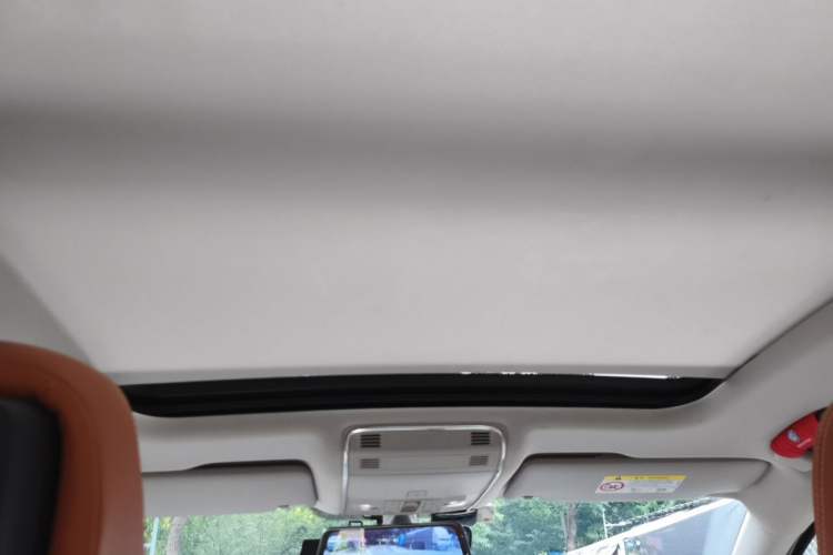 Used Volkswagen Magotan GTE Plug-in Hybrid 2022 GTE Luxury Model Headliner