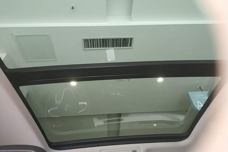 Used Volkswagen Magotan GTE Plug-in Hybrid 2022 GTE Luxury Model Headliner