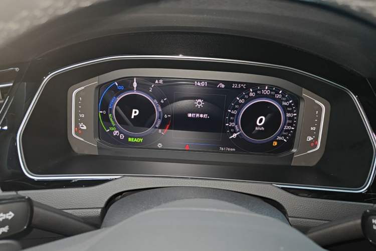 Used Volkswagen Magotan GTE Plug-in Hybrid 2022 GTE Luxury Model Instrument Cluster