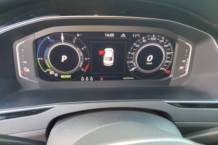 Used Volkswagen Magotan GTE Plug-in Hybrid 2022 GTE Luxury Model Instrument Cluster