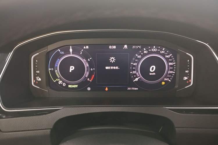 Used Volkswagen Magotan GTE Plug-in Hybrid 2022 GTE Luxury Model Instrument Cluster