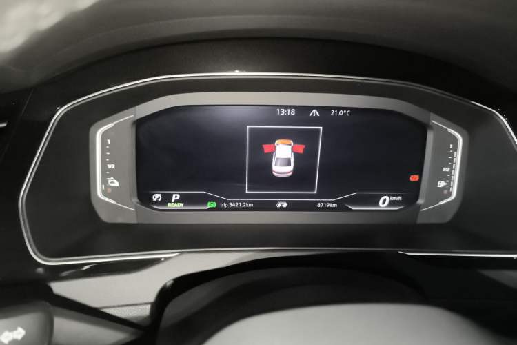 Used Volkswagen Magotan GTE Plug-in Hybrid 2022 GTE Luxury Model Instrument Cluster