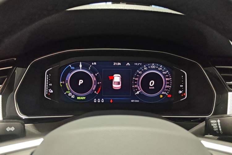 Used Volkswagen Magotan GTE Plug-in Hybrid 2022 GTE Luxury Model Instrument Cluster