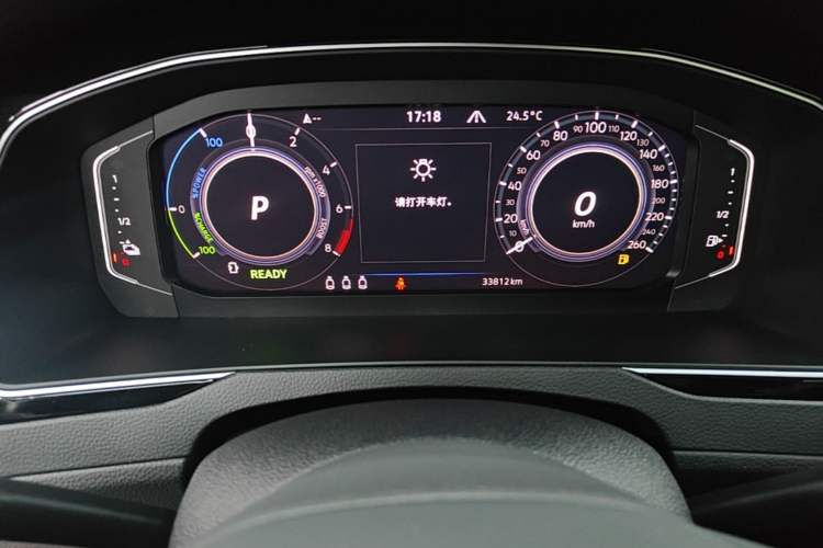 Used Volkswagen Magotan GTE Plug-in Hybrid 2022 GTE Luxury Model Instrument Cluster