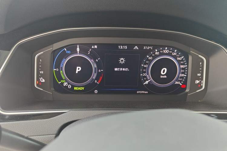 Used Volkswagen Magotan GTE Plug-in Hybrid 2022 GTE Luxury Model Instrument Cluster