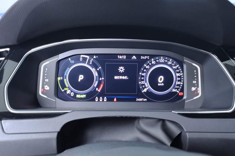 Used Volkswagen Magotan GTE Plug-in Hybrid 2022 GTE Luxury Model Instrument Cluster