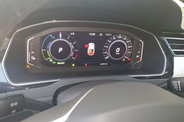 Used Volkswagen Magotan GTE Plug-in Hybrid 2022 GTE Luxury Model Instrument Cluster