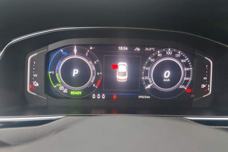 Used Volkswagen Magotan GTE Plug-in Hybrid 2022 GTE Luxury Model Instrument Cluster