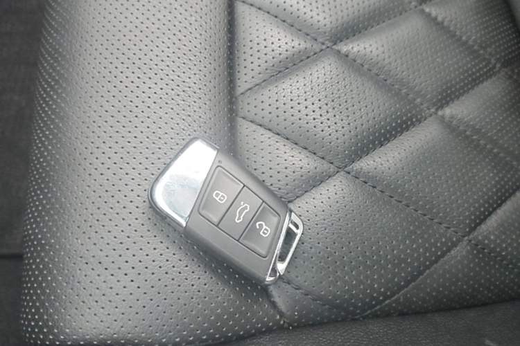 Used Volkswagen Magotan GTE Plug-in Hybrid 2022 GTE Luxury Model Interior 1