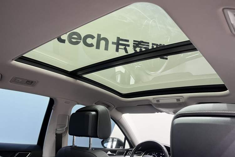 Used Volkswagen Magotan GTE Plug-in Hybrid 2022 GTE Luxury Model Interior 10