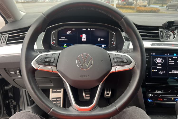 Used Volkswagen Magotan GTE Plug-in Hybrid 2022 GTE Prestige Model Interior 2