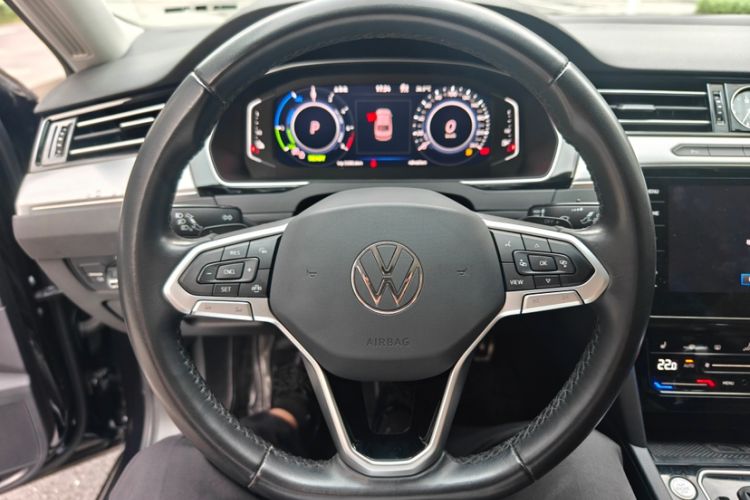 Used Volkswagen Magotan GTE Plug-in Hybrid 2022 GTE Luxury Model Interior 5