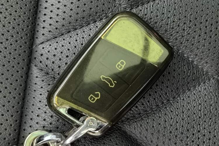 Used Volkswagen Magotan GTE Plug-in Hybrid 2022 GTE Luxury Model Interior 7