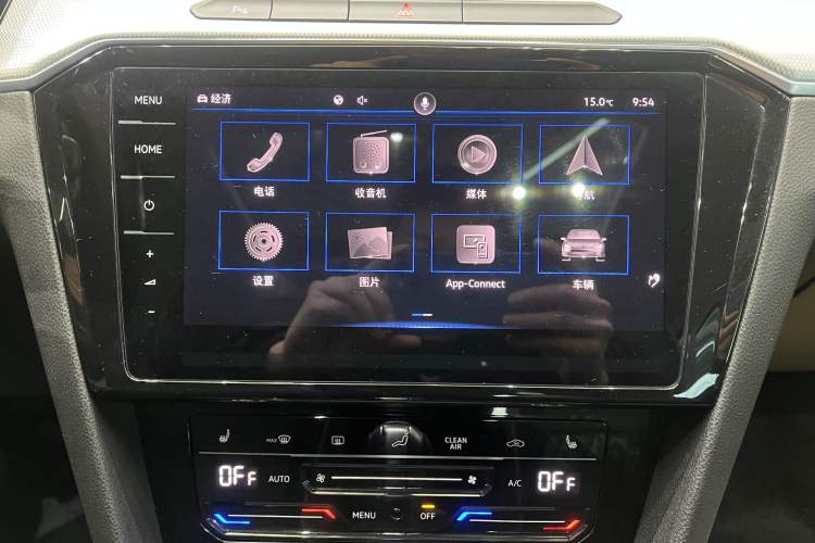 Used Volkswagen Magotan GTE Plug-in Hybrid 2022 GTE Luxury Model Interior 8