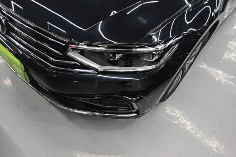 Used Volkswagen Magotan GTE Plug-in Hybrid 2022 GTE Luxury Model Left Front Headlight