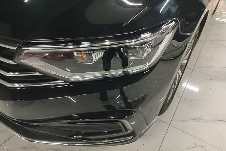 Used Volkswagen Magotan GTE Plug-in Hybrid 2022 GTE Luxury Model Left Front Headlight