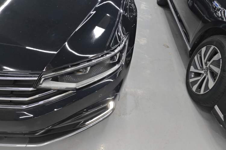 Used Volkswagen Magotan GTE Plug-in Hybrid 2022 GTE Luxury Model Left Front Headlight