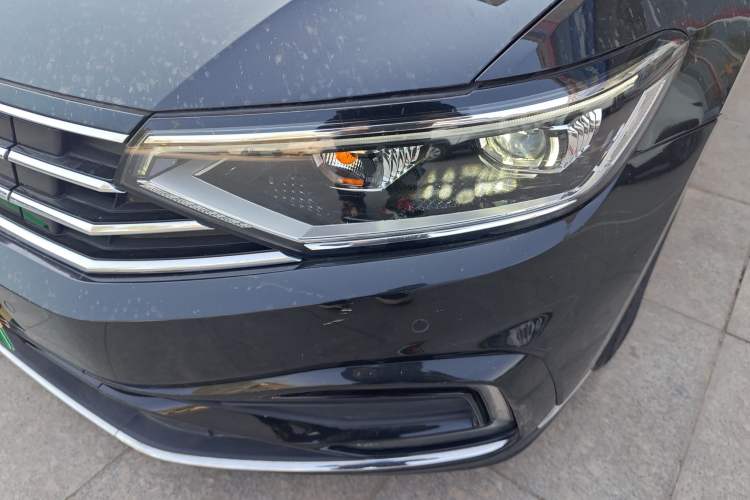 Used Volkswagen Magotan GTE Plug-in Hybrid 2022 GTE Luxury Model Left Front Headlight