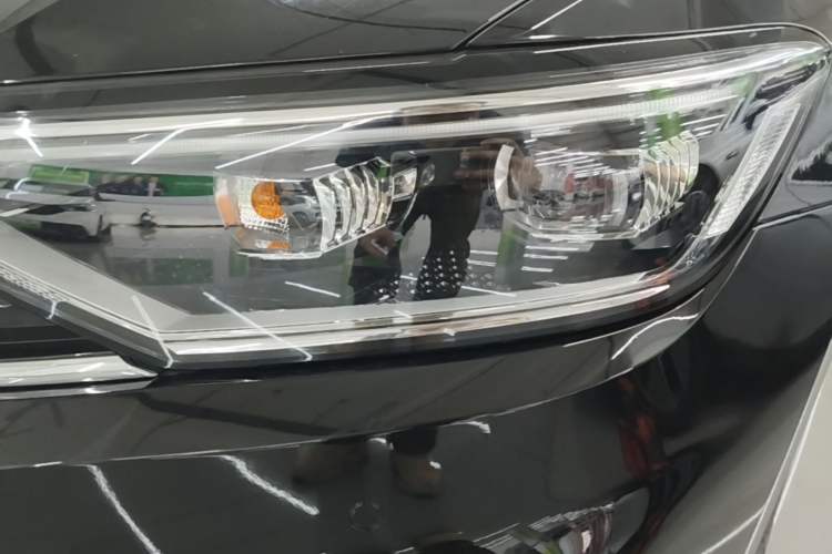 Used Volkswagen Magotan GTE Plug-in Hybrid 2022 GTE Luxury Model Left Front Headlight