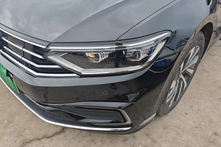 Used Volkswagen Magotan GTE Plug-in Hybrid 2022 GTE Luxury Model Left Front Headlight