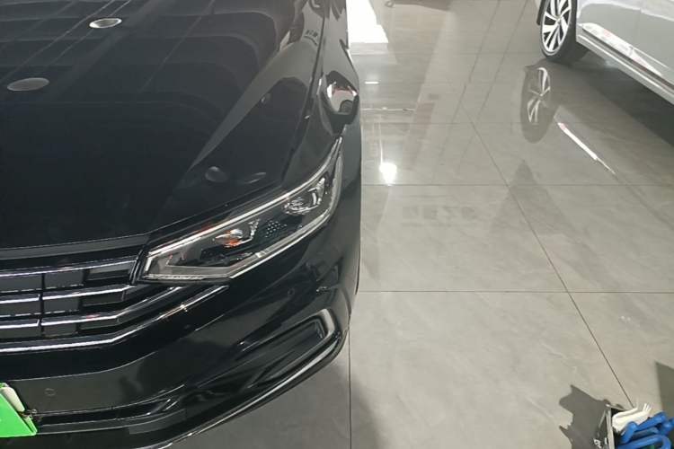 Used Volkswagen Magotan GTE Plug-in Hybrid 2022 GTE Luxury Model Left Front Headlight
