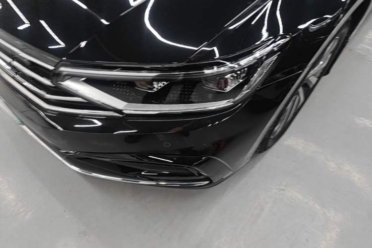 Used Volkswagen Magotan GTE Plug-in Hybrid 2022 GTE Luxury Model Left Front Headlight