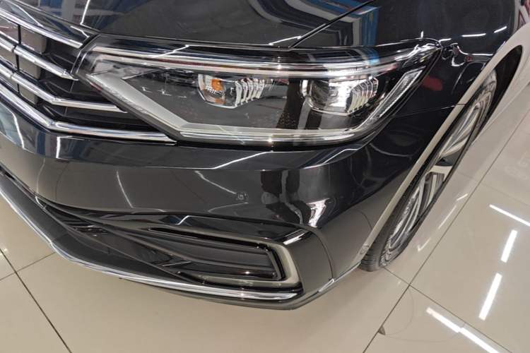 Used Volkswagen Magotan GTE Plug-in Hybrid 2022 GTE Luxury Model Left Front Headlight