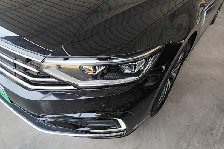 Used Volkswagen Magotan GTE Plug-in Hybrid 2022 GTE Luxury Model Left Front Headlight